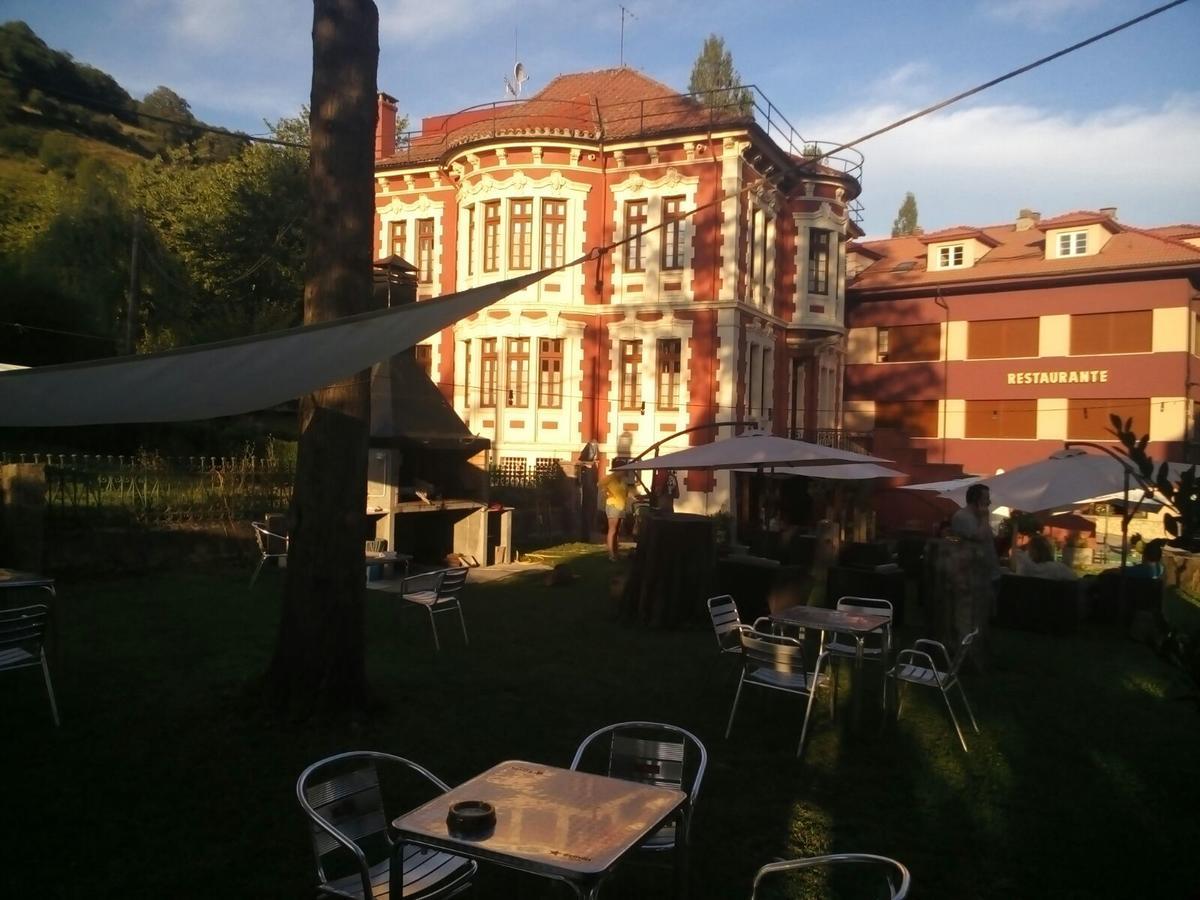 Hotel Restaurante Parador De Felechosa Esterno foto